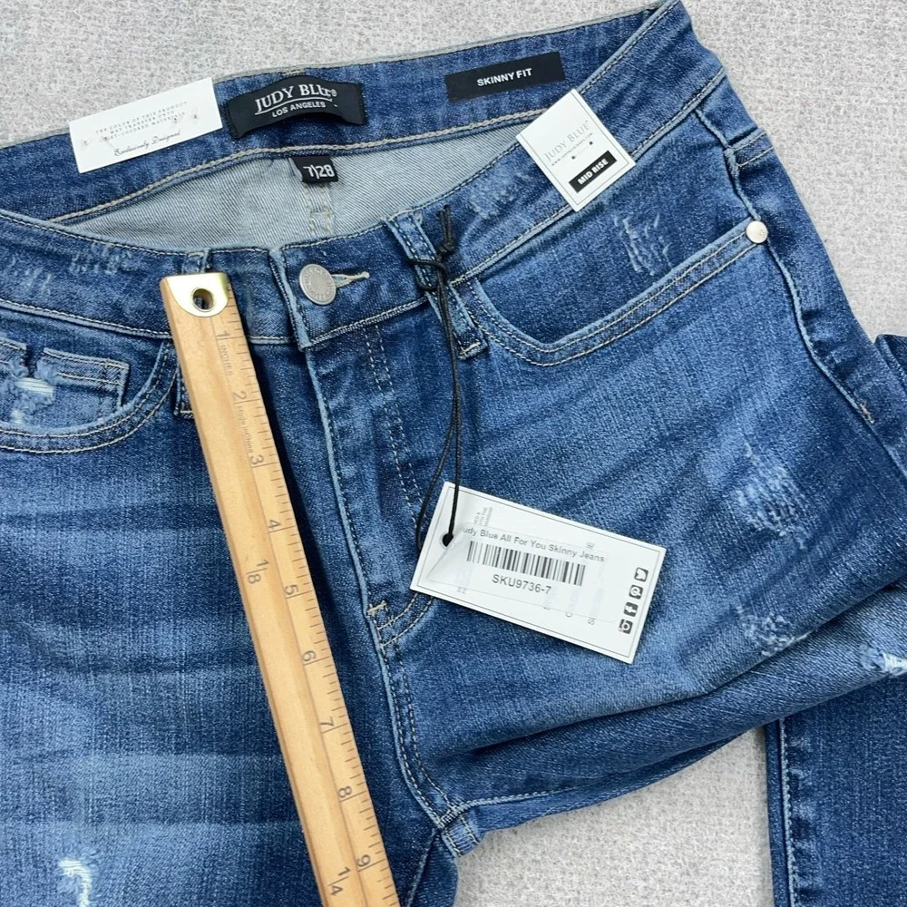 Judy Blue includes item